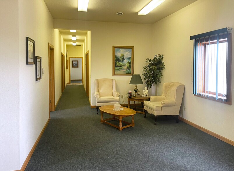 More Photos Of 15675 Morris Industrial Dr, Schoolcraft Industrial For Sale