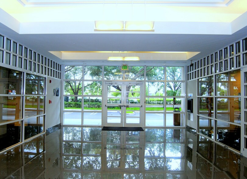 More Photos Of 3105 NW 107th Ave, Doral Office For Lease
