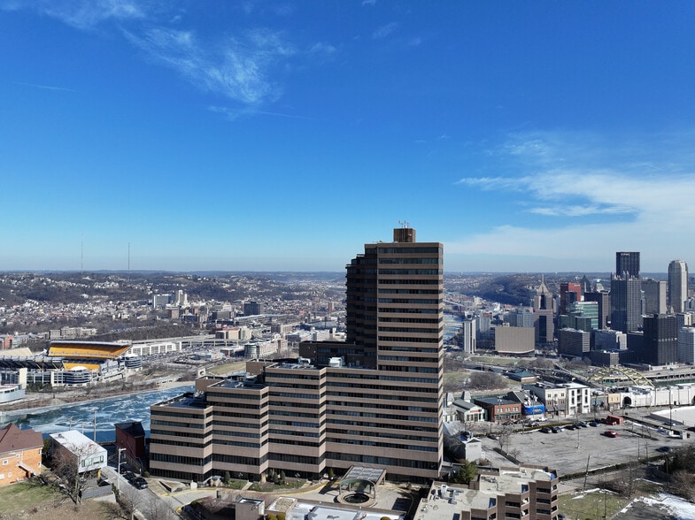 More Photos Of 1301 Grandview Ave, Pittsburgh Medical For Sale