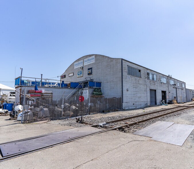 More Photos Of 333 Kennedy St, Oakland Freestanding For Sale