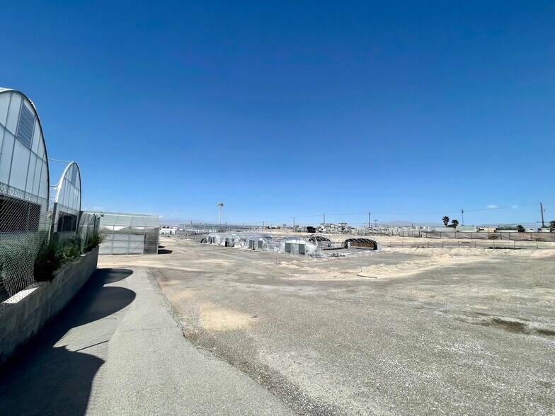More Photos Of 2775 Betty Ln, Las Vegas Service For Lease