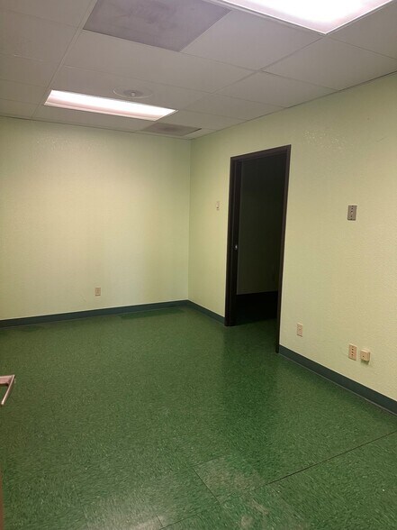 More Photos Of 1950 5th St, Davis Industrial For Lease