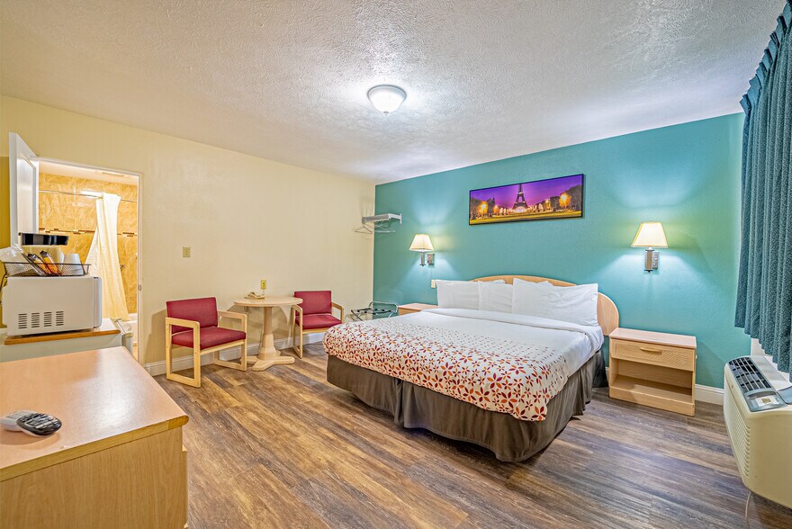 More Photos Of 1349 Idaho St, Elko Hotel For Sale