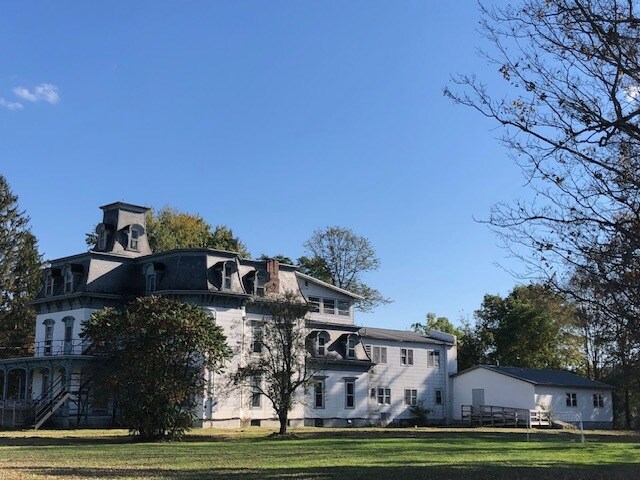 More Photos Of 8196 Green Rd, Hubbardsville Apartments For Sale