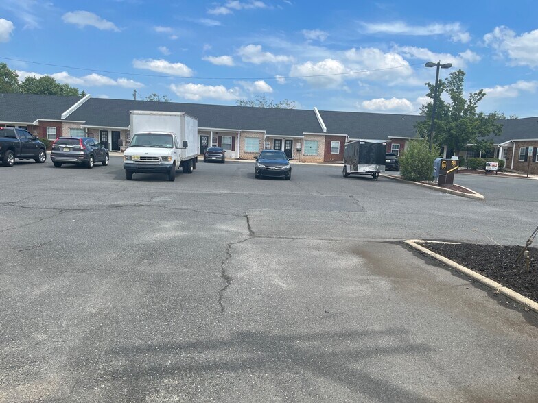 More Photos Of 941 Whitehorse Mercerville Rd, Hamilton Office For Sale