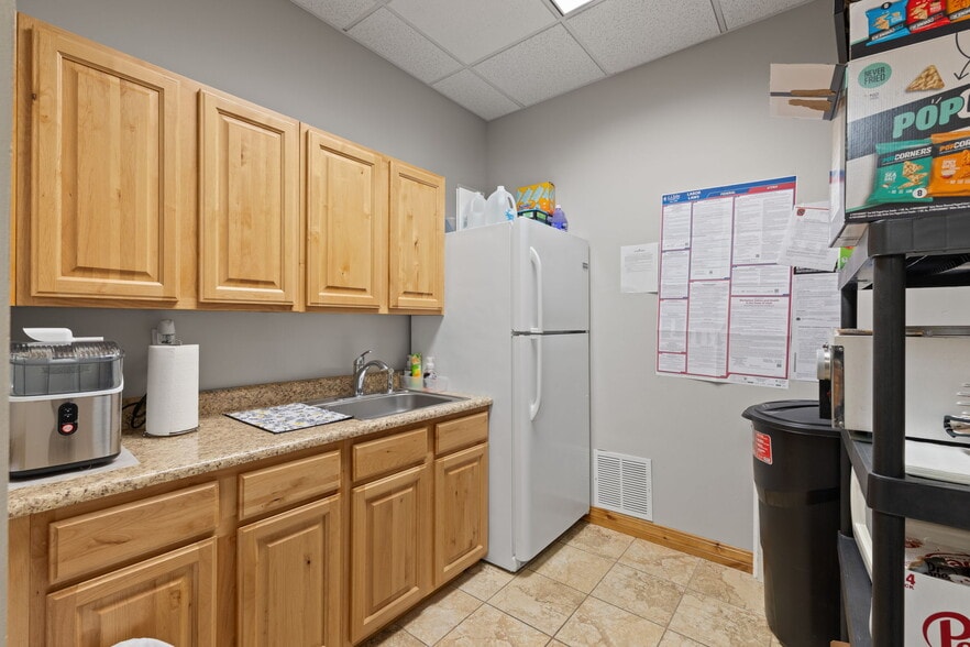 More Photos Of 811-867 N 900 W, Orem Medical For Sale