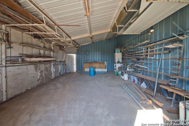 More Photos Of 5673 Stuart Rd, San Antonio Specialty For Sale