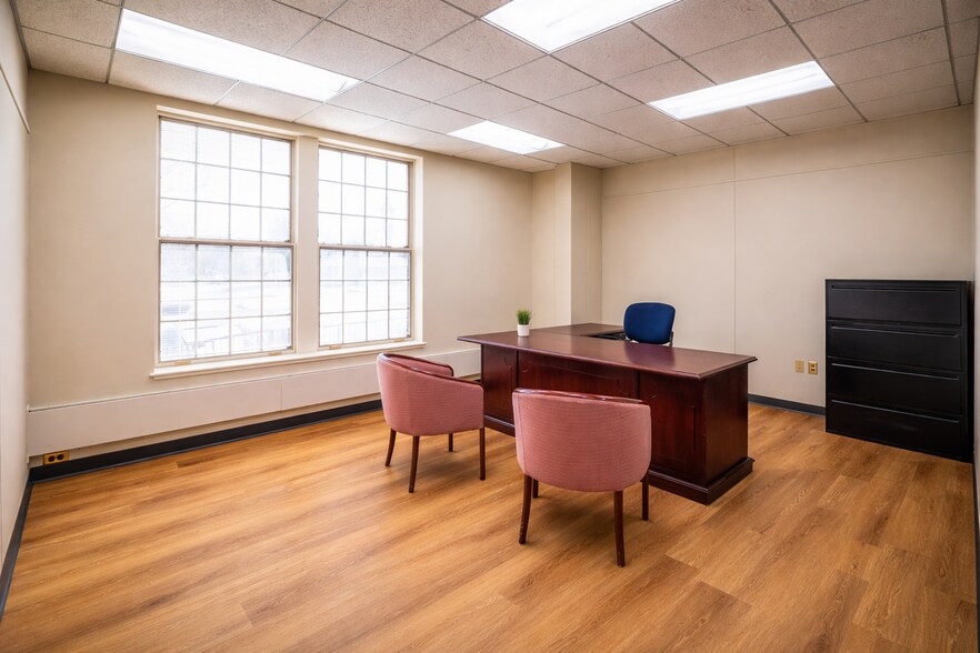 More Photos Of 4242 Carlisle Pike, Camp Hill Office For Lease