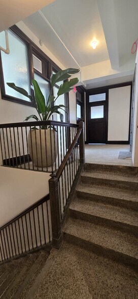 More Photos Of 201 S Broadway Ave, Albert Lea Loft Creative Space For Lease