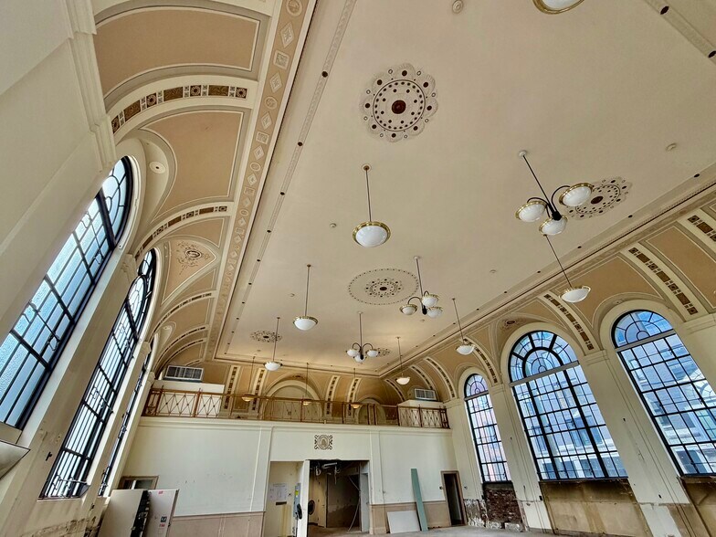 More Photos Of 133 N Main St, Port Chester Freestanding For Lease