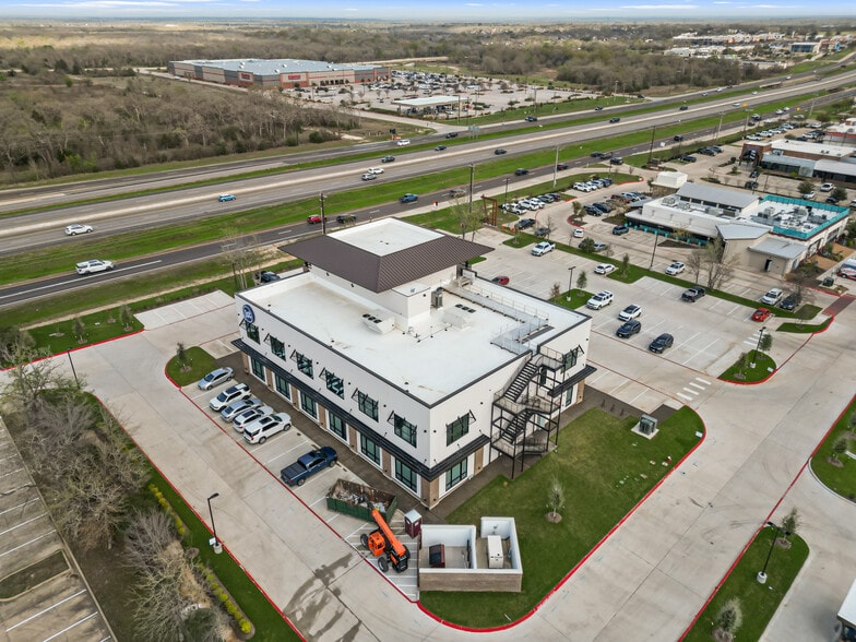 More Photos Of 4270 SH-6, College Station Office For Lease