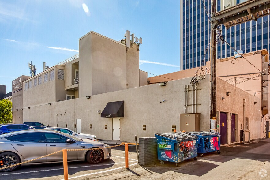 More Photos Of 228 S 4th St, Las Vegas Office For Sale