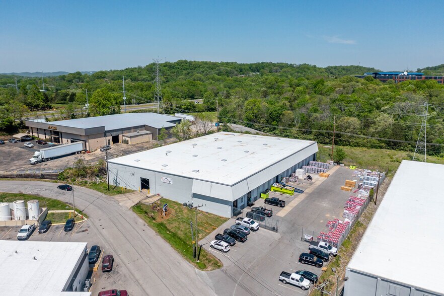 More Photos Of 3310-3422 Ambrose Ave, Nashville Unknown For Lease