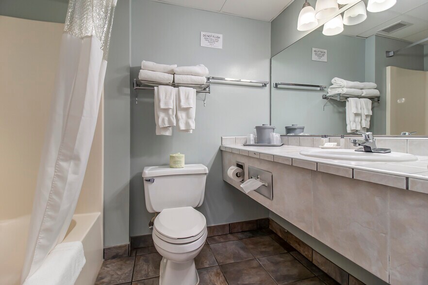 More Photos Of 1180 N Shore Dr, Mears Hospitality For Sale