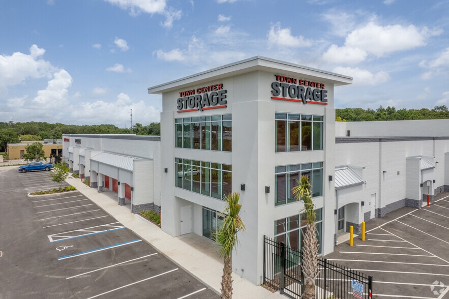 More Photos Of 3555 St Johns Bluff Rd, Jacksonville Self Storage For Sale