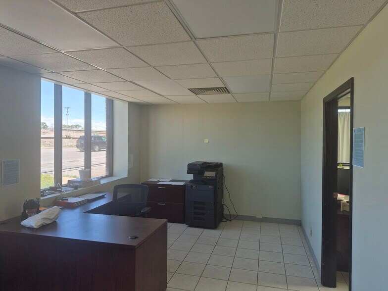 More Photos Of 2363 Broadway St, Buffalo Warehouse For Sale