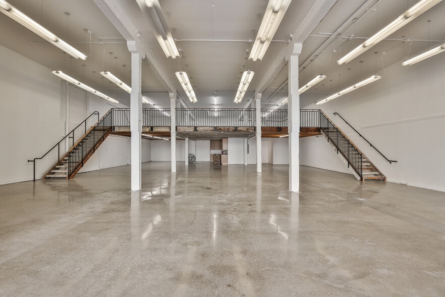 More Photos Of 2505 Mariposa St, San Francisco Research And Development For Sale