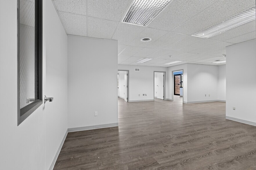 More Photos Of 728 Springdale Dr, Exton Office For Sale