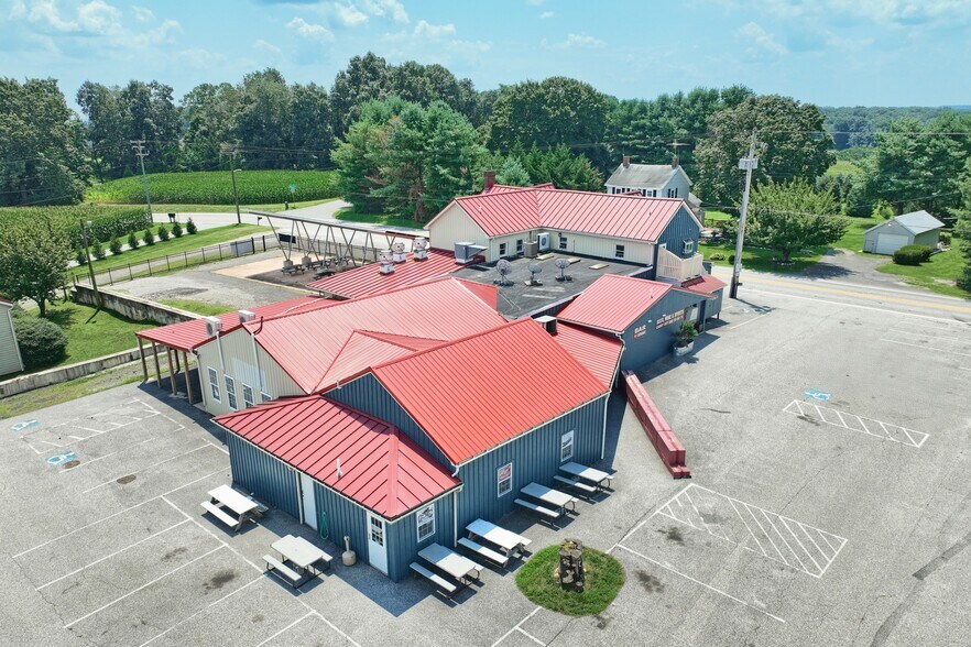 More Photos Of 21603 Middletown Rd, Freeland Freestanding For Sale