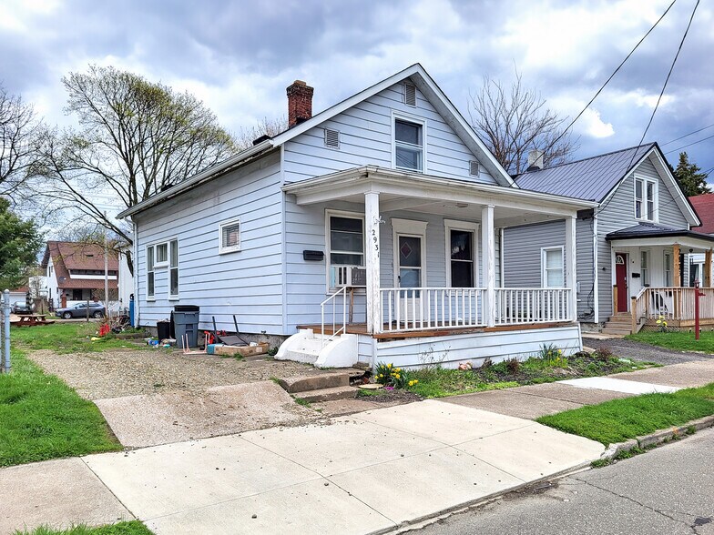 More Photos Of 2931 Maple St, Erie Multifamily For Sale
