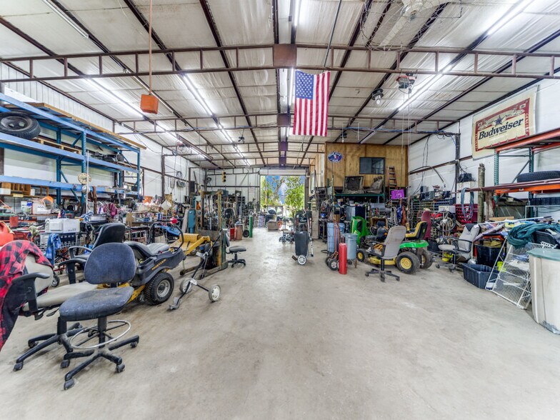 More Photos Of 40175 Interstate 10 W, Boerne Industrial For Sale