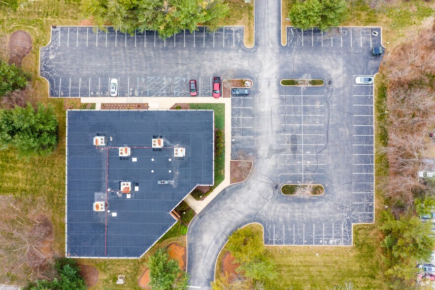 More Photos Of 1 Summit Ct, Fishkill Unknown For Lease