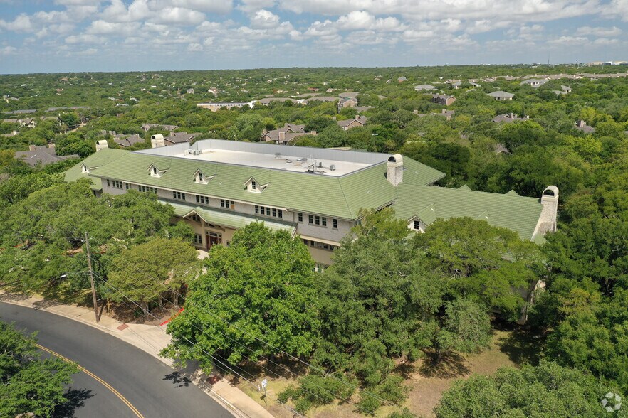 More Photos Of 11211 Taylor Draper Ln, Austin Office For Lease