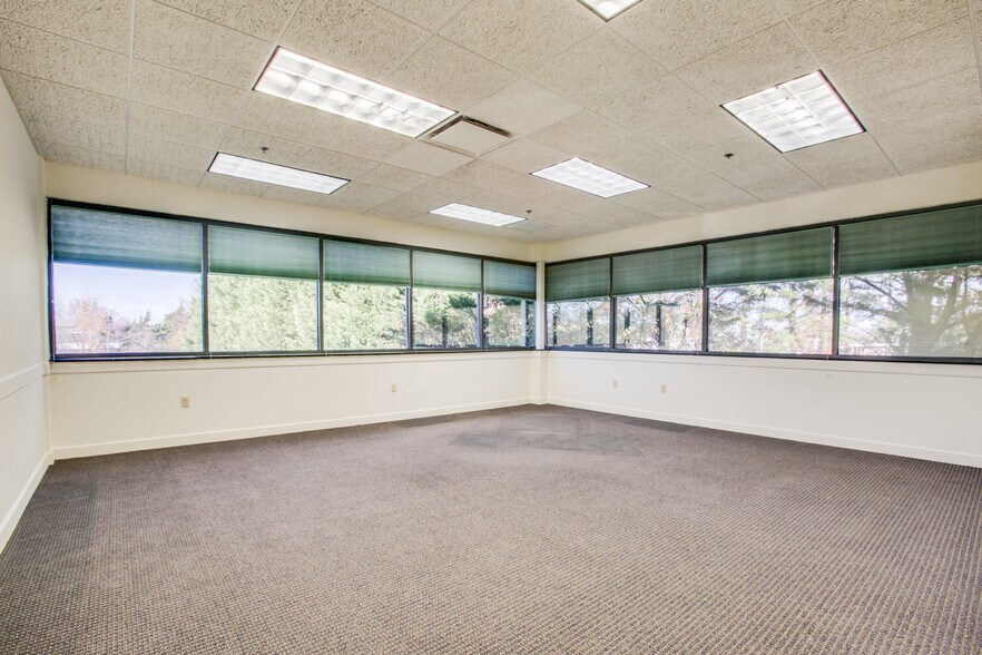 More Photos Of 4414 Lafayette Blvd, Fredericksburg Loft Creative Space For Lease