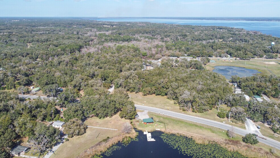 More Photos Of 831 Huntington Rd, Crescent City Freestanding For Sale