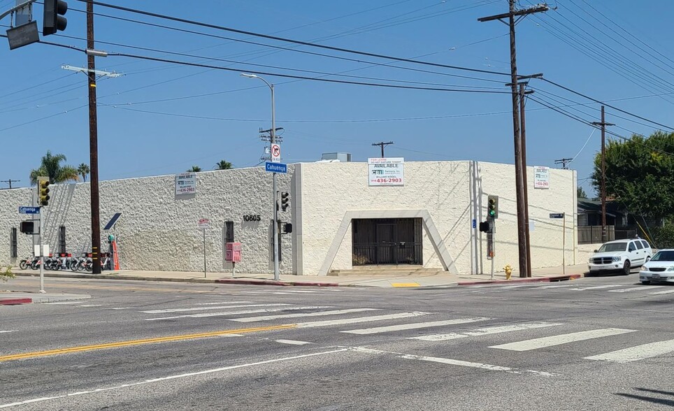 Primary Photo Of 10605 Chandler Blvd, North Hollywood Warehouse For Lease