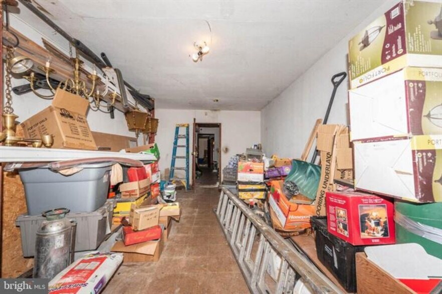 More Photos Of 212 W Saratoga St, Baltimore Storefront Retail Residential For Sale