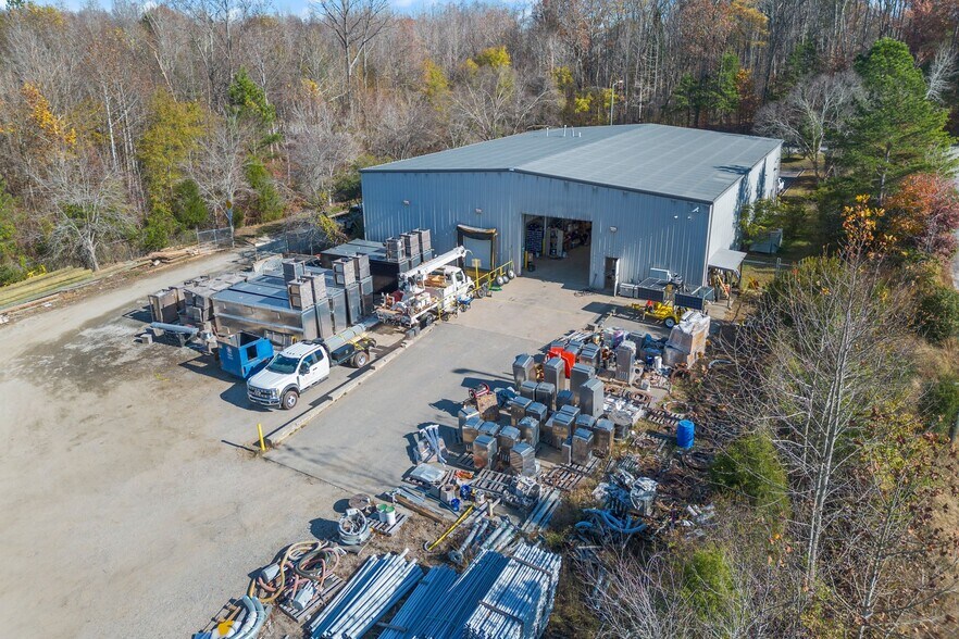 More Photos Of 710 Long Meadow Dr, Salisbury Warehouse For Sale