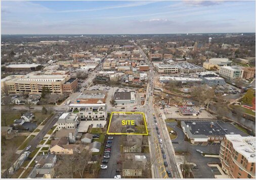 More Photos Of 507 S Washington St, Naperville General Retail For Lease