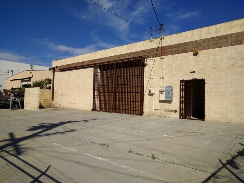 Primary Photo Of 2535 Merced Ave, South El Monte Warehouse For Lease