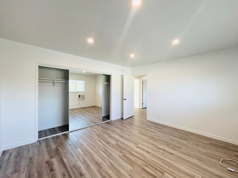 More Photos Of 11825 National Blvd, Los Angeles Apartments For Sale