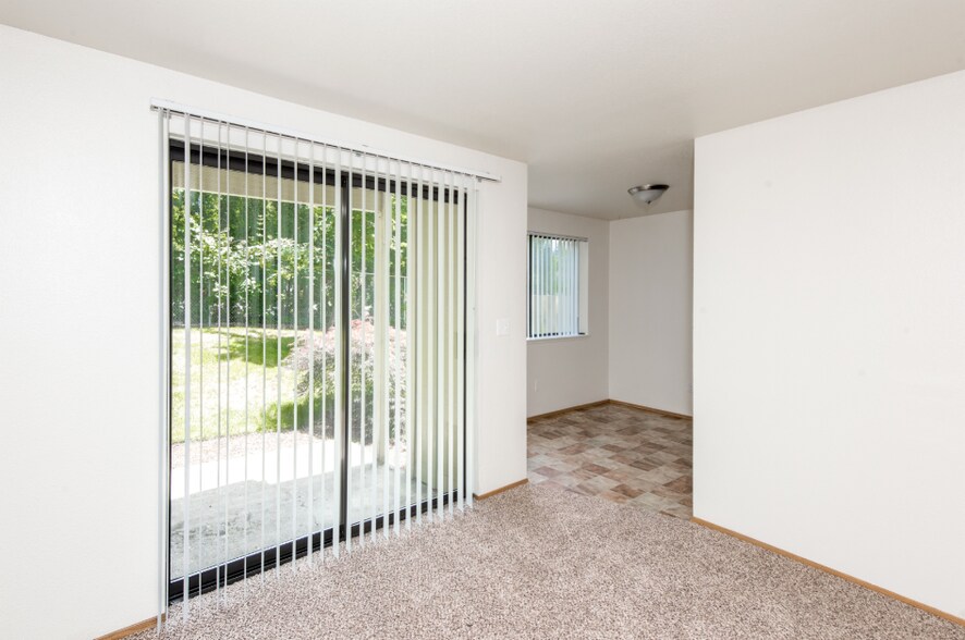 More Photos Of 2628 NE Red Sunset Dr, Gresham Apartments For Sale