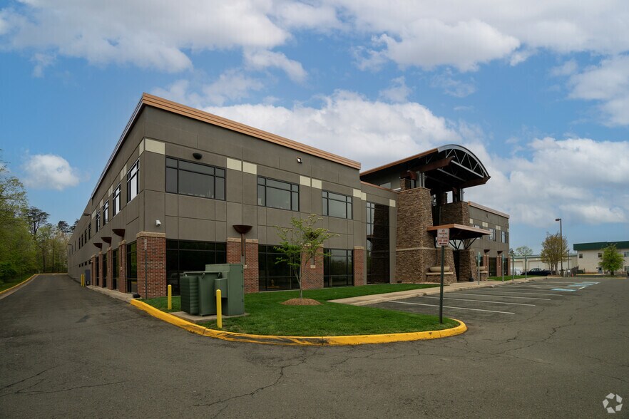More Photos Of 12775 Randolph Ridge Ln, Manassas Flex For Lease
