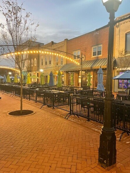 More Photos Of , Hampton General Retail For Sale