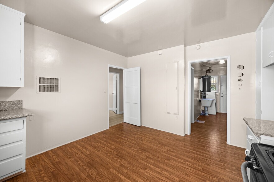 More Photos Of 1721 S 9th St, Alhambra Apartments For Sale