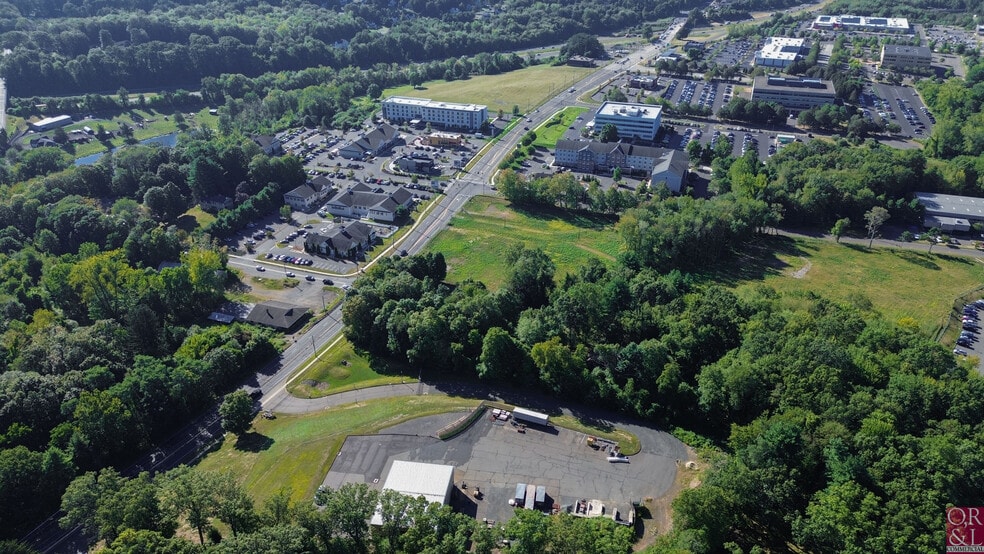 More Photos Of 1198 West St, Southington Warehouse For Lease