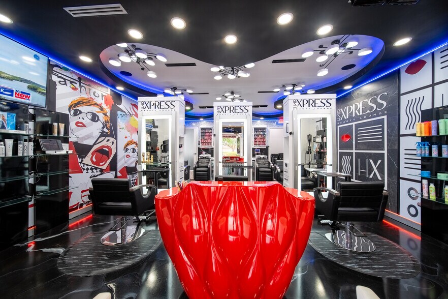 More Photos Of 1060 SW Bayshore Blvd, Port Saint Lucie Storefront Retail Office For Sale