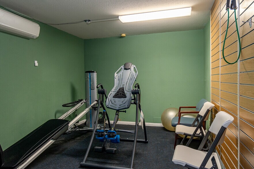 More Photos Of 415 Wingfield St, Ruidoso Health Club For Sale