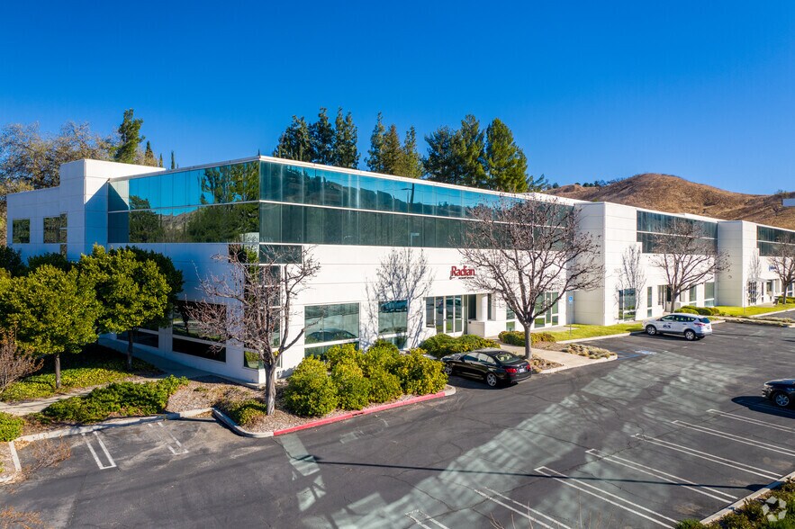 26025 Mureau Rd, Calabasas, CA 91302 Office For Lease