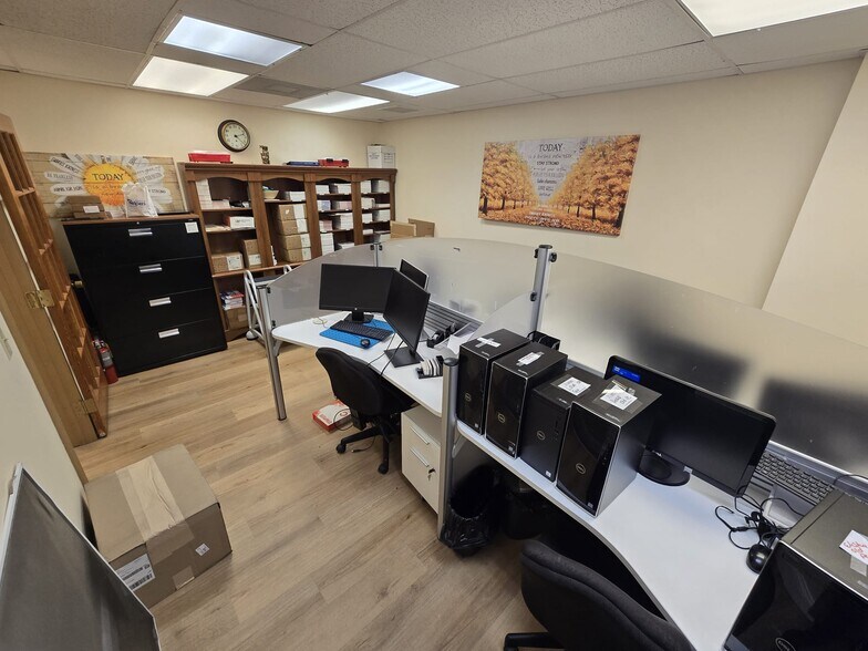 More Photos Of 7777 N University Dr, Tamarac Medical For Sale