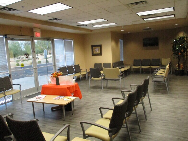 More Photos Of 333 N Dobson Rd, Chandler Office For Sale