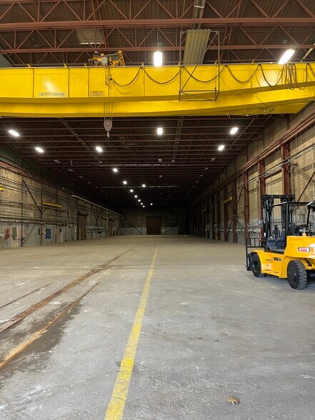 More Photos Of 144-146 Main St, Plaistow Manufacturing For Lease