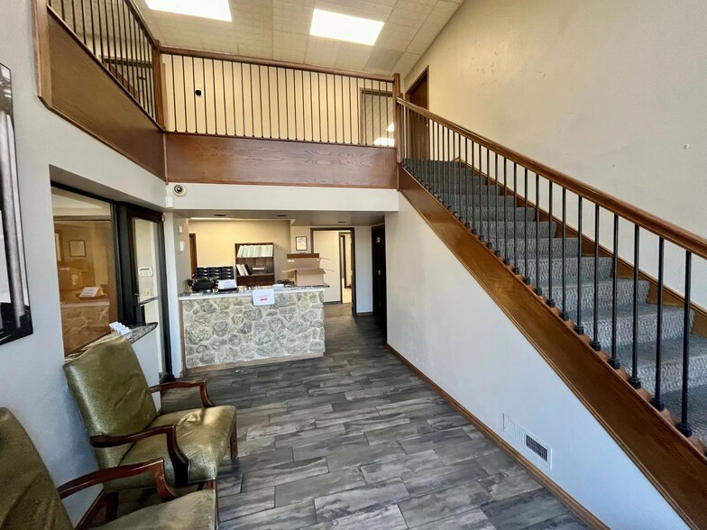 More Photos Of 8130 W Reno Ave, Oklahoma City Manufacturing For Lease