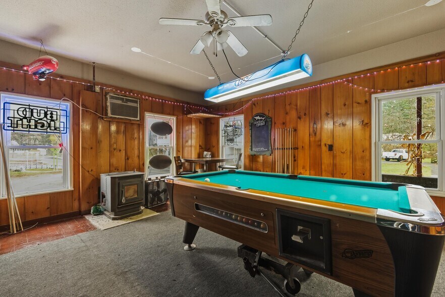 More Photos Of 222 River St, Warrensburg Restaurant For Sale