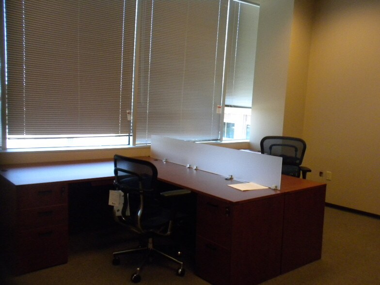 More Photos Of 19500 State Highway 249, Houston Office For Lease