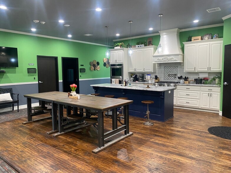 More Photos Of 11160 S 225th East Ave, Broken Arrow Warehouse For Sale